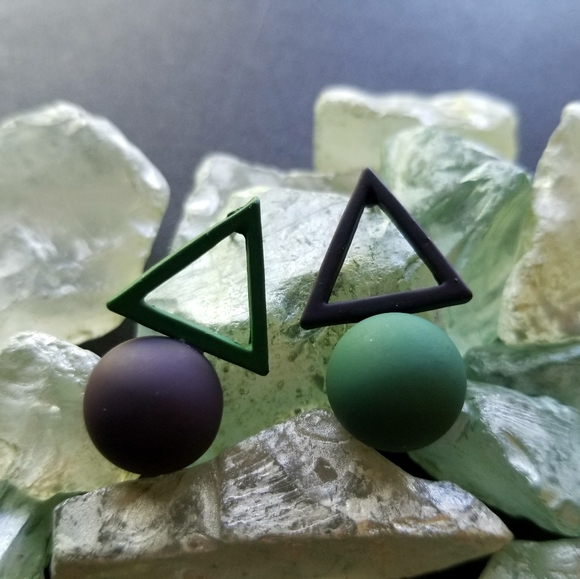 Odds/Ends Artistic Earrings - Picture 1 of 2